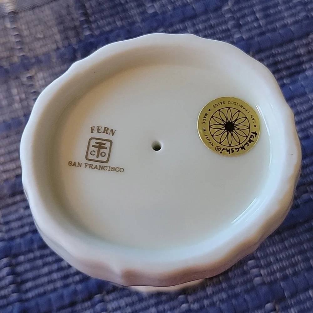 FERN 80's vintage porcelain toothbrush Holder